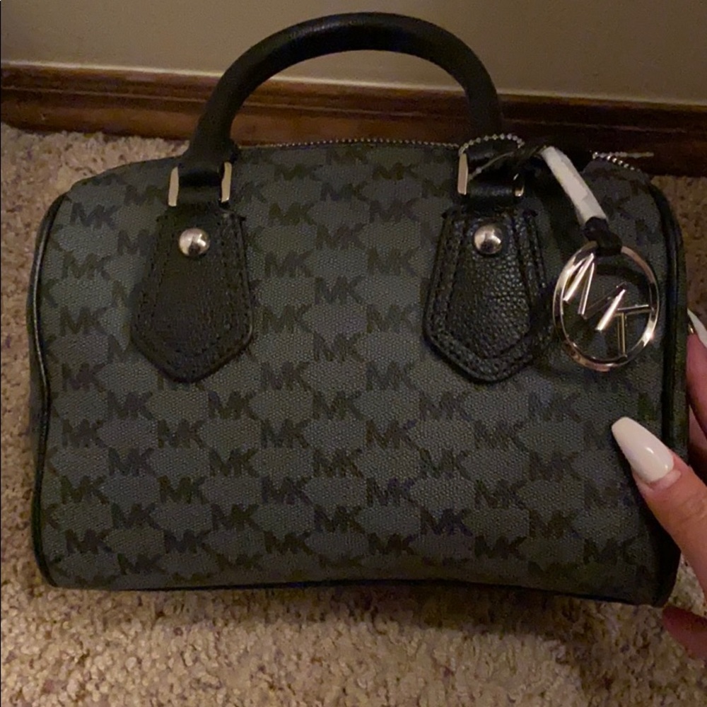 BRAND NEW MICHAEL KORS BAG